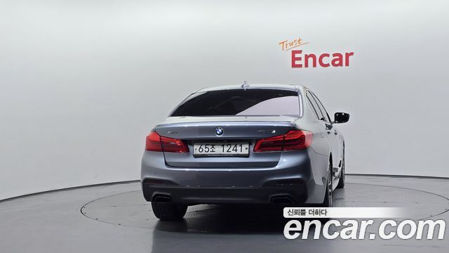 BMW 5 Series (G30) 520d xDrive M Sport Package Plus 2018 — фото 4