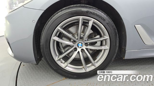 BMW 5 Series (G30) 520d xDrive M Sport Package Plus 2018 — фото 5