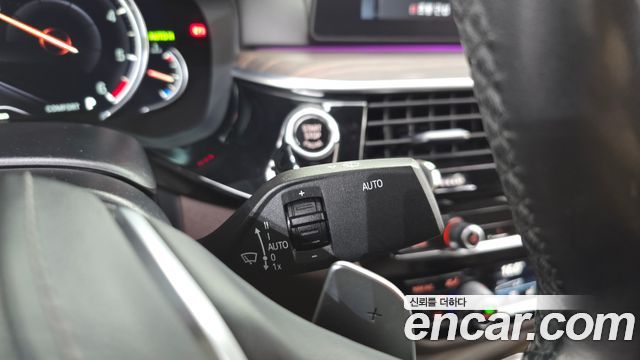 BMW 5 Series (G30) 520d xDrive M Sport Package Plus 2018 — фото 18
