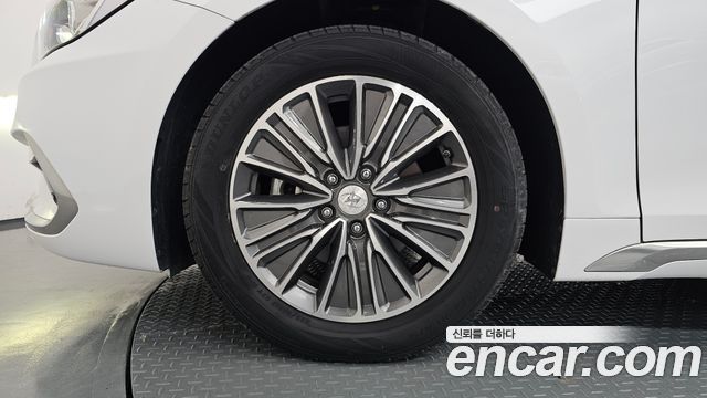 Hyundai Grandeur Hybrid (IG) Exclusive 2019 — фото 5
