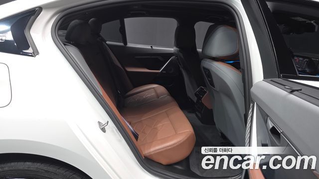 BMW i5 (G60) M60 xDrive 2024 — фото 16