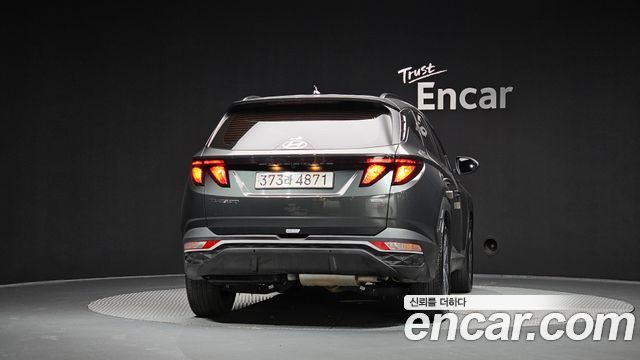 Hyundai Tucson (NX4) Diesel 2.0 4WD Premium 2022 — фото 4