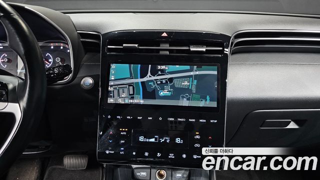 Hyundai Tucson (NX4) Diesel 2.0 4WD Premium 2022 — фото 14