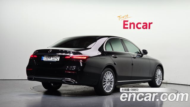 Mercedes-Benz E-Class (W213) E250 Exclusive 2021 — фото 2