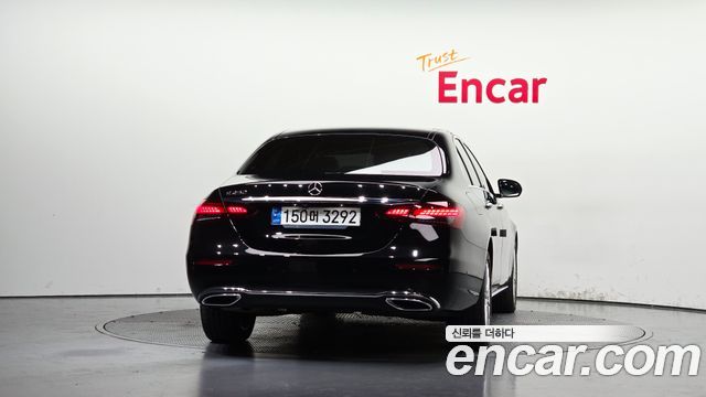 Mercedes-Benz E-Class (W213) E250 Exclusive 2021 — фото 4