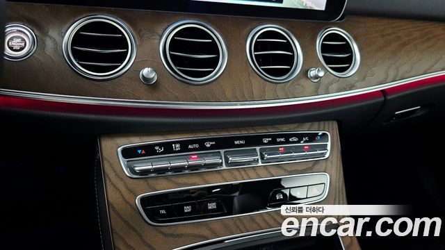 Mercedes-Benz E-Class (W213) E250 Exclusive 2021 — фото 32