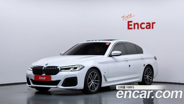BMW 5 Series (G30) 520i M Sport 2022 — фото 1