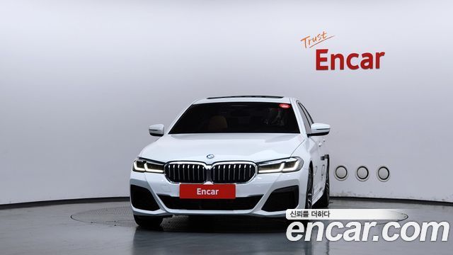 BMW 5 Series (G30) 520i M Sport 2022 — фото 3