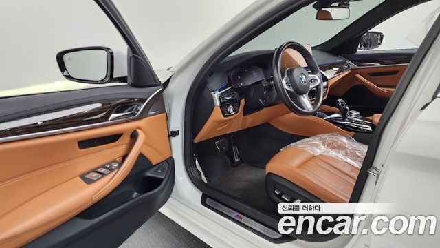 BMW 5 Series (G30) 520i M Sport 2022 — фото 10