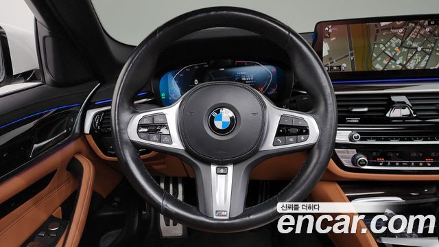 BMW 5 Series (G30) 520i M Sport 2022 — фото 16