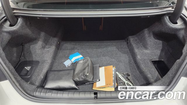 BMW 5 Series (G30) 520i M Sport 2022 — фото 24