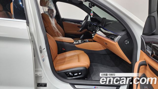 BMW 5 Series (G30) 520i M Sport 2022 — фото 32