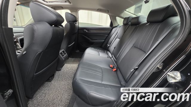 Honda Accord (X) 1.5 Turbo 2018 — фото 12