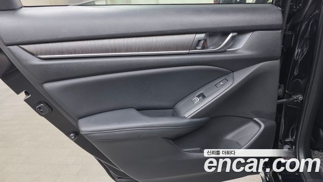 Honda Accord (X) 1.5 Turbo 2018 — фото 25
