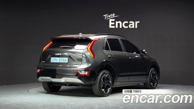 Kia Niro EV Earth 2024 — фото 2
