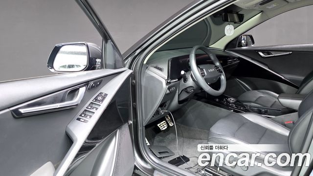 Kia Niro EV Earth 2024 — фото 10
