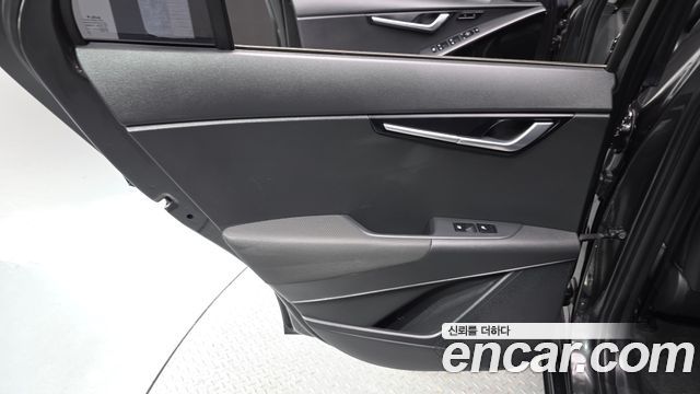 Kia Niro EV Earth 2024 — фото 25