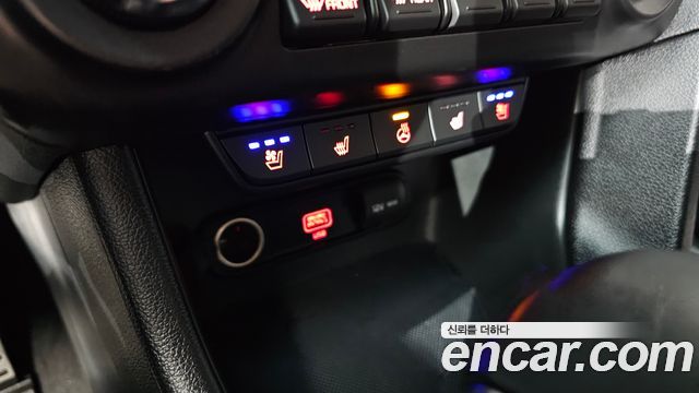 Kia Sportage The Bold Diesel 2.0 2WD Prestige 2020 — фото 12