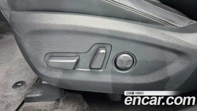 Kia Sportage The Bold Diesel 2.0 2WD Prestige 2020 — фото 27