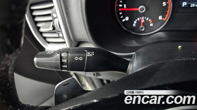 Kia Sportage The Bold Diesel 2.0 2WD Prestige 2020 — фото 29