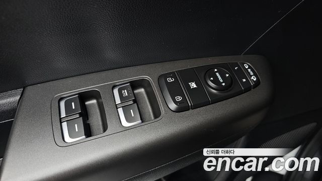 Kia Sportage The Bold Diesel 2.0 2WD Prestige 2020 — фото 30