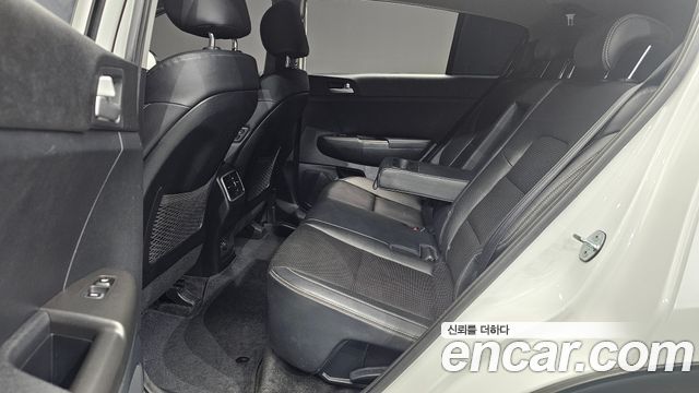 Kia Sportage The Bold Diesel 2.0 2WD Prestige 2020 — фото 33