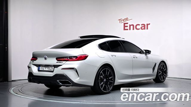 BMW 8 Series (G15) M850i xDrive Gran Coupe 2022 — фото 2