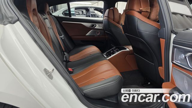 BMW 8 Series (G15) M850i xDrive Gran Coupe 2022 — фото 12