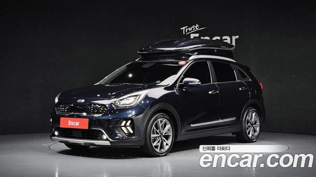 Kia Niro 1.6 HEV Noblesse Special 2020 — фото 1