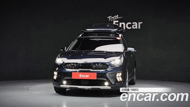 Kia Niro 1.6 HEV Noblesse Special 2020 — фото 3