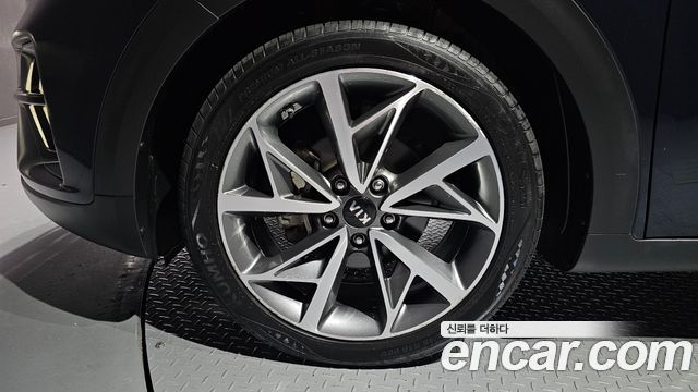 Kia Niro 1.6 HEV Noblesse Special 2020 — фото 5