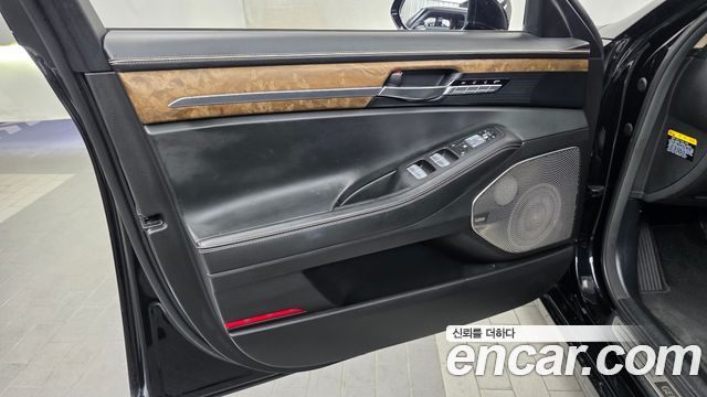 Genesis G90 5.0 AWD Limousine Prestige 2019 — фото 24