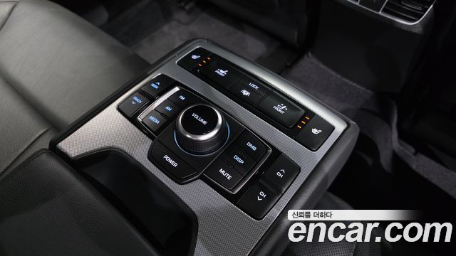 Genesis G80 3.3 GDI AWD Prestige 2019 — фото 30