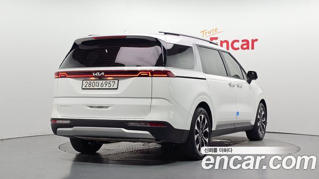 Kia Carnival (IV) Gasoline 9-Seater Prestige 2023 — фото 2