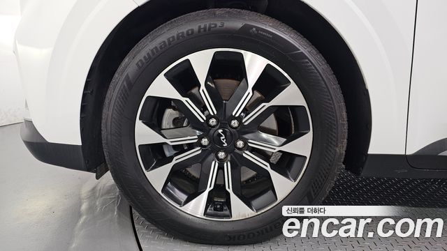 Kia Carnival (IV) Gasoline 9-Seater Prestige 2023 — фото 5