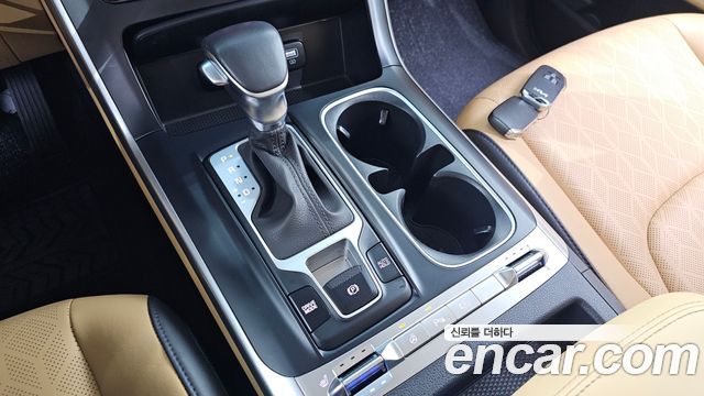 Kia Carnival (IV) Gasoline 9-Seater Prestige 2023 — фото 9