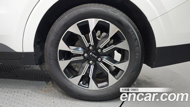 Kia Carnival (IV) Gasoline 9-Seater Prestige 2023 — фото 21