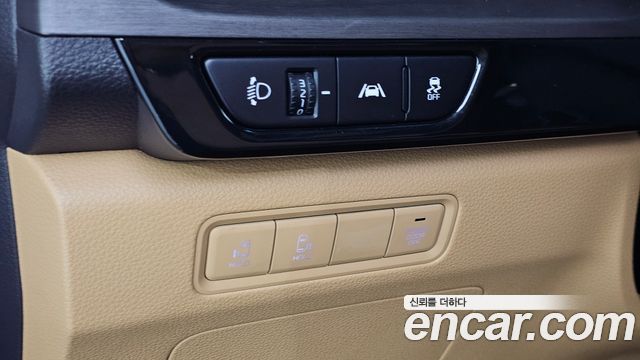 Kia Carnival (IV) Gasoline 9-Seater Prestige 2023 — фото 27