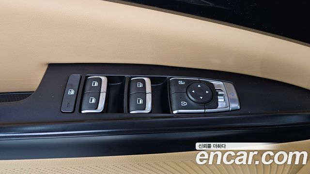 Kia Carnival (IV) Gasoline 9-Seater Prestige 2023 — фото 29