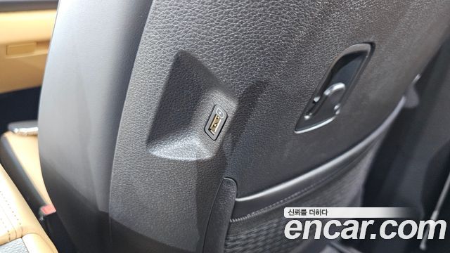 Kia Carnival (IV) Gasoline 9-Seater Prestige 2023 — фото 33