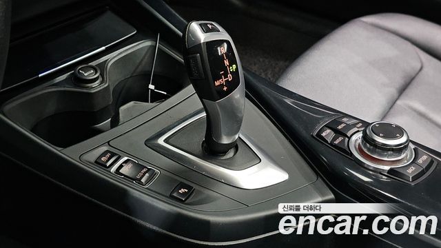 BMW 1 Series (F20) 118d Urban Pack2 5Dr 2013 — фото 9