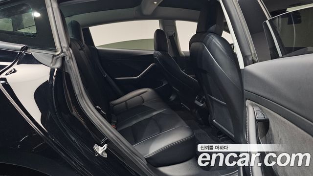 Tesla Model 3 Long Range AWD 2022 — фото 11