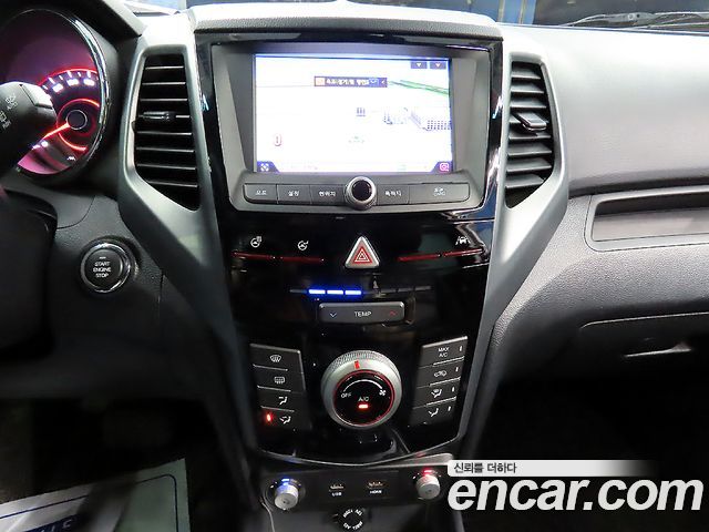 KG Mobility (SsangYong) Tivoli Armor Gear Edition 2WD 2018 — фото 15