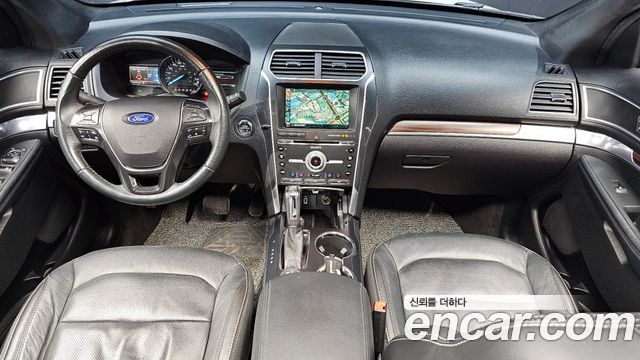 Ford Explorer 2.3 Limited 4WD 5th 2017 — фото 7