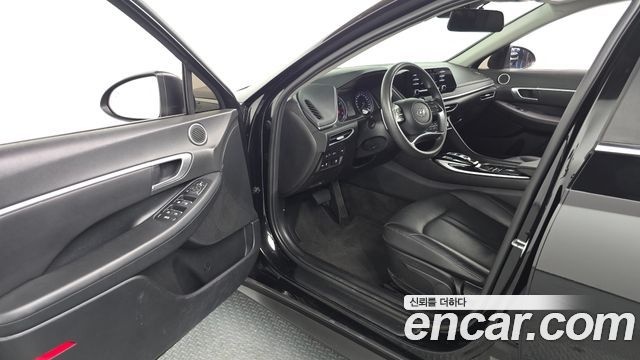 Hyundai Sonata (DN8) 2.0 LPG(rental car) Style 2022 — фото 10
