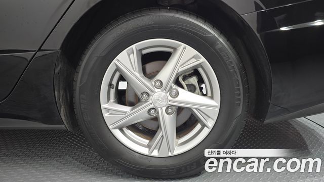 Hyundai Sonata (DN8) 2.0 LPG(rental car) Style 2022 — фото 21