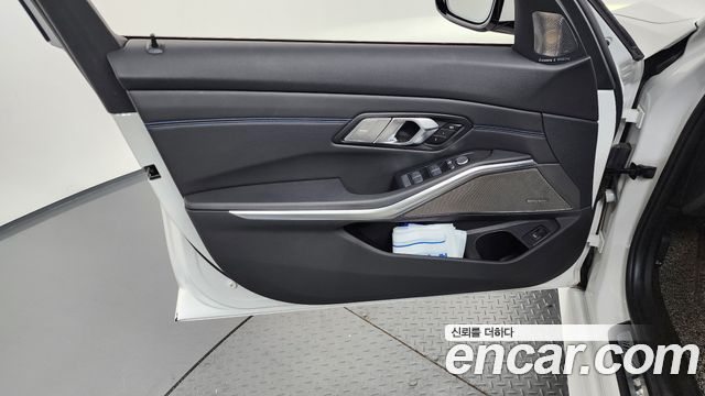 BMW 3 Series (G20) 320i M Sport 2021 — фото 24