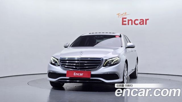 Mercedes-Benz E-Class (W213) E300 4MATIC Exclusive 2020 — фото 3