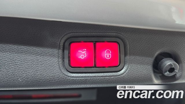 Mercedes-Benz E-Class (W213) E300 4MATIC Exclusive 2020 — фото 17