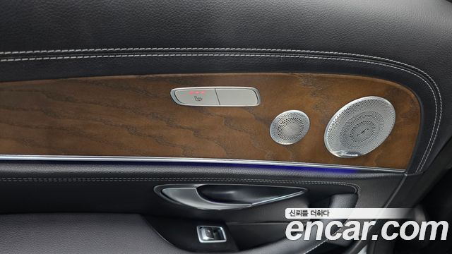 Mercedes-Benz E-Class (W213) E300 4MATIC Exclusive 2020 — фото 18